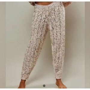 INTIMATELY FREE PEOPLE Women’s Under The Mistletoe Knit Joggers Size Medium